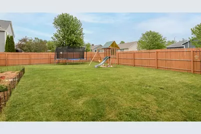 1510  Redtail Dr, Hartford, WI 53027 - Photo 31