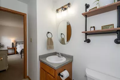 1510  Redtail Dr, Hartford, WI 53027 - Photo 15