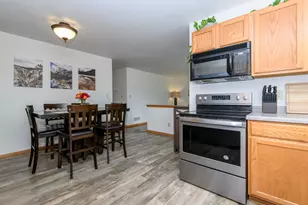 1510 Redtail Dr, Hartford, WI 53027 - Photo 11