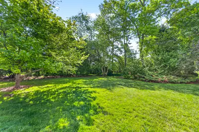 7716 N Links Way, Fox Point, WI 53217 - Photo 31