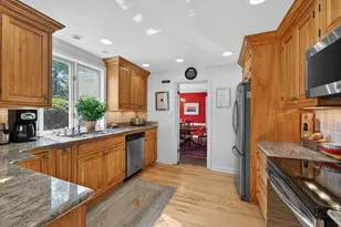 7716 N Links Way, Fox Point, WI 53217 - Photo 27