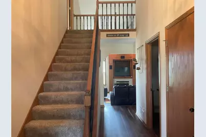 8791 S Clover Cir, Oak Creek, WI 53154 - Photo 23