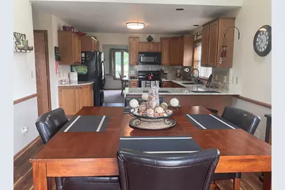 8791 S Clover Cir, Oak Creek, WI 53154 - Photo 17