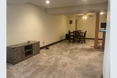 8791 S Clover Cir, Oak Creek, WI 53154 - Photo 33