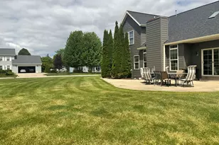 8791 S Clover Circle, Oak Creek, WI 53154 - Photo 39