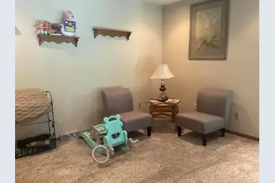 8791 S Clover Cir, Oak Creek, WI 53154 - Photo 25