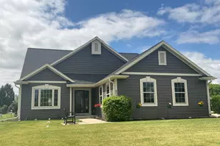 8791 S Clover Circle, Oak Creek, WI 53154 - Photo 1