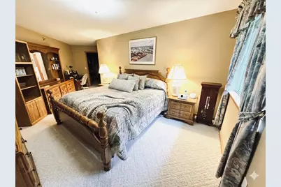 18125 W Wisconsin Ave #201, Brookfield, WI 53045 - Photo 15