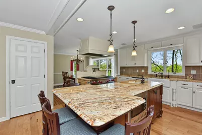 S43W34465  Forest Ct, Dousman, WI 53118 - Photo 13