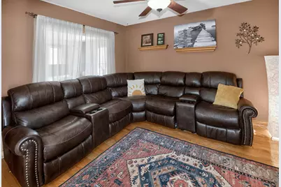 440 S 74th St, Milwaukee, WI 53214 - Photo 11