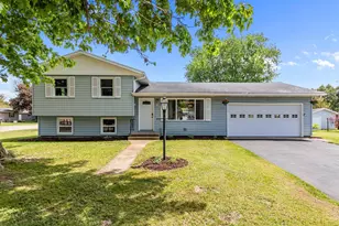 274 Greeley St, Berlin, WI 54923 - Photo 1