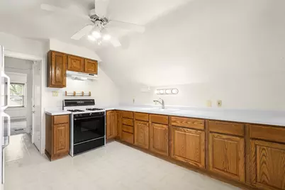 9313 W Hayes Ave, West Allis, WI 53227 - Photo 21