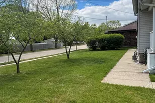 9313 W Hayes Ave, West Allis, WI 53227 - Photo 29