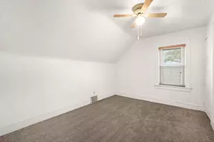 9313 W Hayes Ave, West Allis, WI 53227 - Photo 17