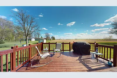 203 W Linden St, Abbotsford, WI 54405 - Photo 5