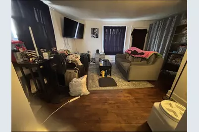 6926 W Burnham St, West Allis, WI 53219 - Photo 7