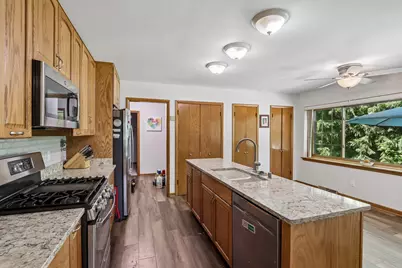 W326N6575  Sylvian Dr, Merton, WI 53029 - Photo 7
