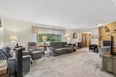 W326N6575  Sylvian Dr, Merton, WI 53029 - Photo 41
