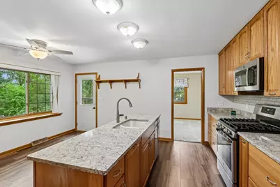 W326N6575  Sylvian Dr, Merton, WI 53029 - Photo 43