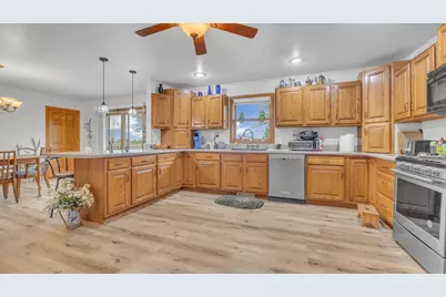 N11729  Lettau Dr, Lomira, WI 53006 - Photo 3