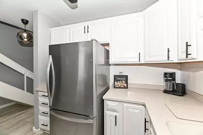 11926 W Mill Rd #4, Milwaukee, WI 53225 - Photo 11