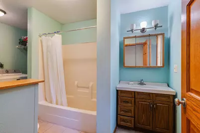 1414  Jackson St #1416, La Crosse, WI 54601 - Photo 13
