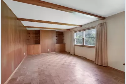 12920 W Crawford Dr, New Berlin, WI 53151 - Photo 13