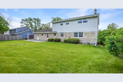 12920 W Crawford Dr, New Berlin, WI 53151 - Photo 27