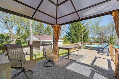 2350 E Sandy Acre Rd, West Bend, WI 53090 - Photo 35