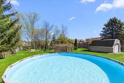2350 E Sandy Acre Rd, West Bend, WI 53090 - Photo 37