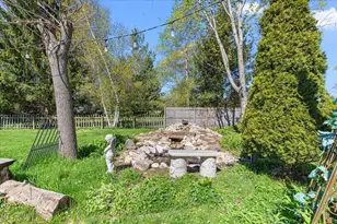 2350 E Sandy Acre Rd, West Bend, WI 53090 - Photo 41