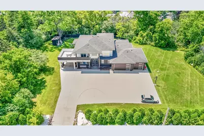 7341 S 76th St, Franklin, WI 53132 - Photo 31