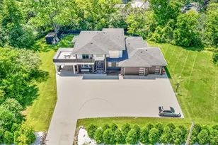 7341 S 76th St, Franklin, WI 53132 - Photo 31