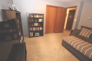 2104 Camelot Blvd, Sheboygan, WI 53081 - Photo 15