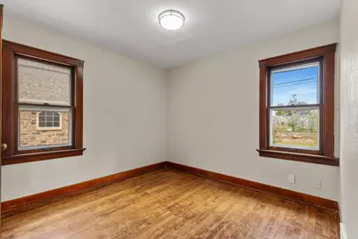 547 S Oak Park Ct, Milwaukee, WI 53214 - Photo 13