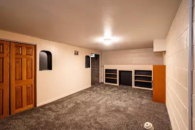 3535 S Pine Ave, Milwaukee, WI 53207 - Photo 27