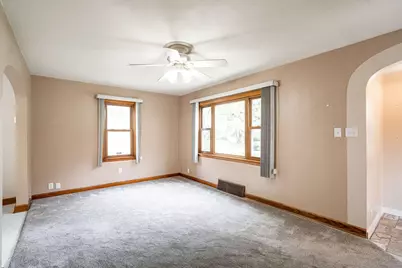 3535 S Pine Ave, Milwaukee, WI 53207 - Photo 5