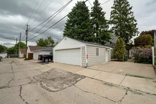 3535 S Pine Ave, Milwaukee, WI 53207 - Photo 41