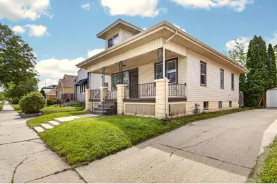 2335  Olive St, Racine, WI 53403 - Photo 3
