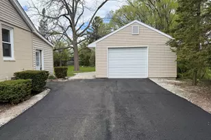 3420 3 Mile Rd, Racine, WI 53404 - Photo 23