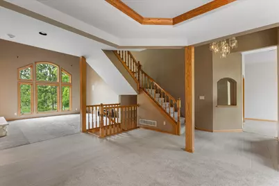 W275N1891  Cabin Creek Ct, Pewaukee, WI 53072 - Photo 5