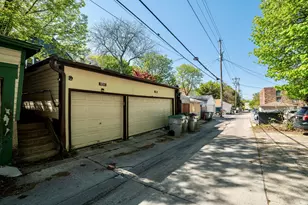 3412 N Bartlett Ave, Milwaukee, WI 53211 - Photo 23
