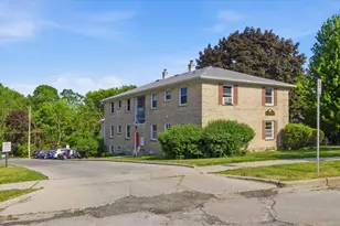 1319 E Randolph Ct, Milwaukee, WI 53212 - Photo 23