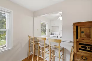 1319 E Randolph Ct, Milwaukee, WI 53212 - Photo 5