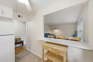1319 E Randolph Ct, Milwaukee, WI 53212 - Photo 15