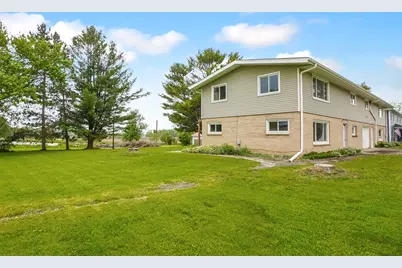 W383  Madison Ave #W385, Ixonia, WI 53036 - Photo 3