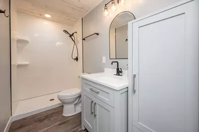 7920 W Puetz Rd, Franklin, WI 53132 - Photo 17