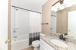 N88W18115 Duke St, Menomonee Falls, WI 53051 - Photo 29