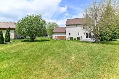 N88W18115  Duke St, Menomonee Falls, WI 53051 - Photo 37
