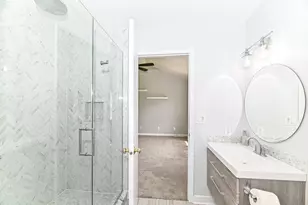 N88W18115 Duke St, Menomonee Falls, WI 53051 - Photo 21